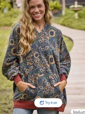 NATURAL LIFE Floral Oversized Hoodie in Navy and Rust